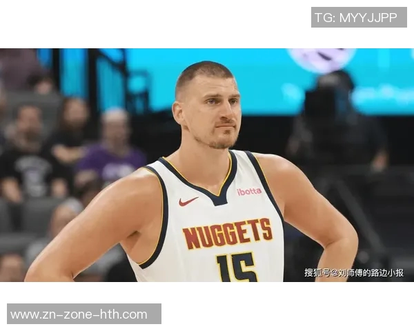 约基奇首节拼尽全力三分球命中率高但球队正负值惨淡显示困境