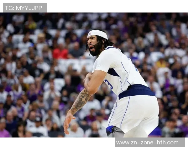 浓眉是否留在独行侠将影响中国赛热度对决期待更胜去年 浓眉是否留在独行侠将影响中国赛热度对决期待更胜去年