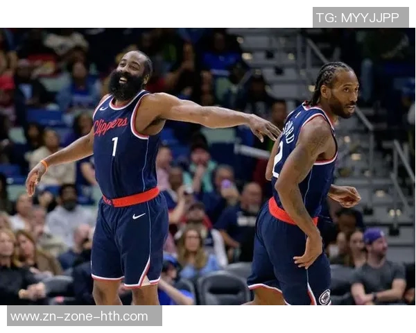 双星闪耀哈登与小卡末节狂砍29分超越开拓者全队得分之和 双星闪耀哈登与小卡末节狂砍29分超越开拓者全队得分之和