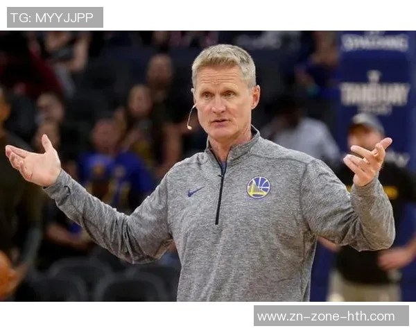 科尔称赞库明加成长显著关键时刻主动示意不该出手